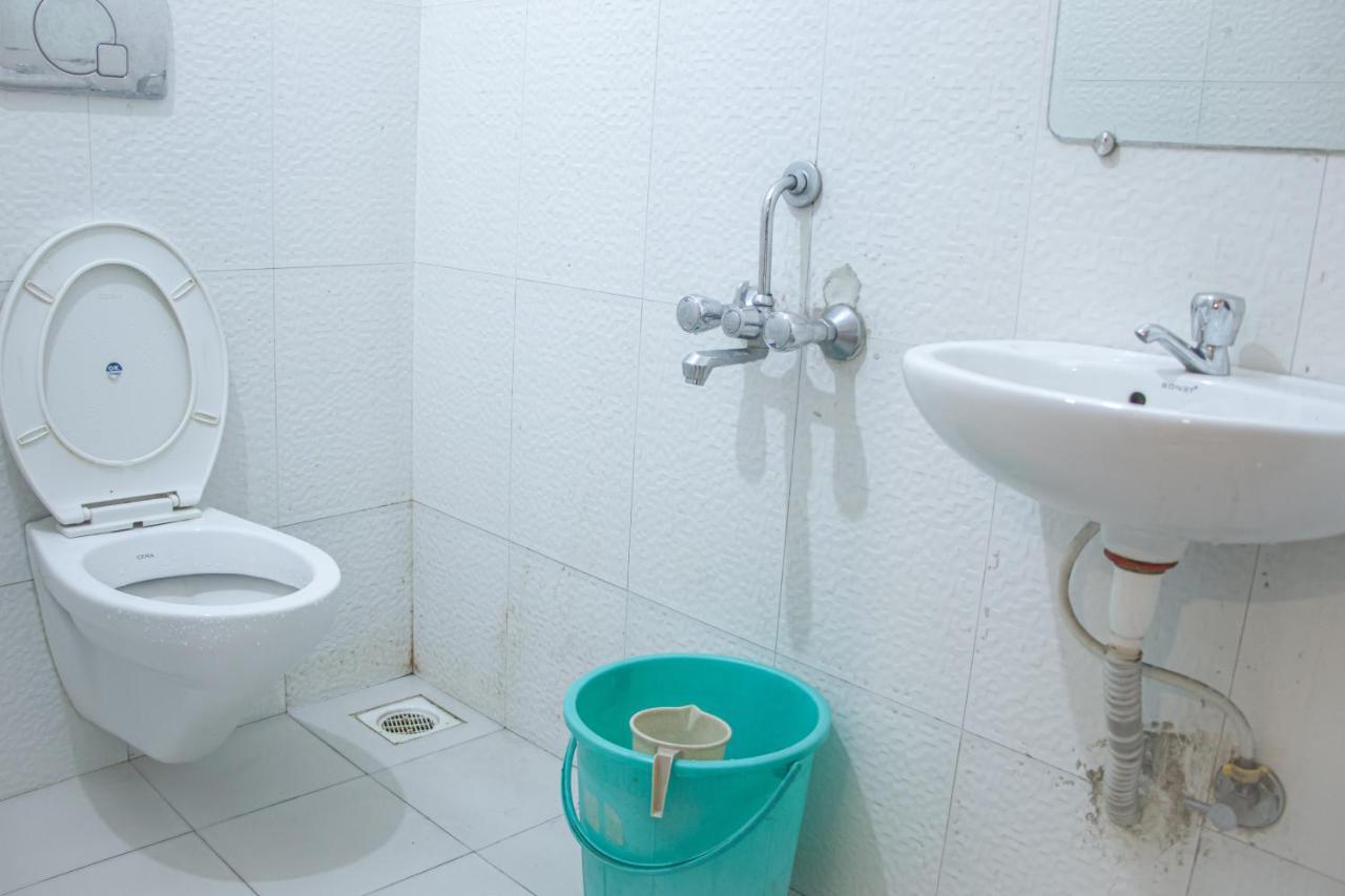 Hotel Mukesh Residency Пюн Екстериор снимка